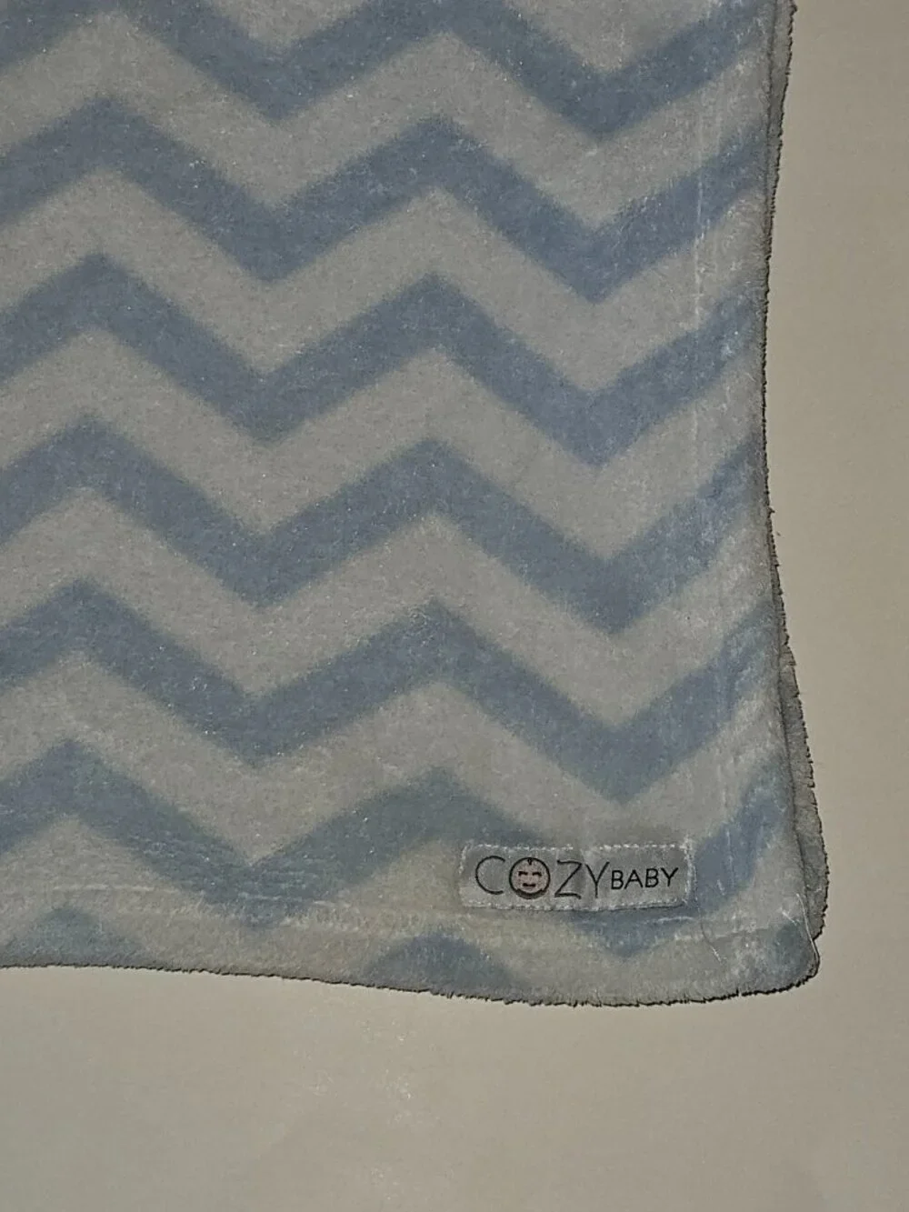 Cozy Baby Blue White Chevron Baby Blanket Fleece Soft 29x40 Zig Zag 119741